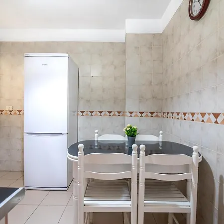 Apartamento En Barrio Tipico: Experiencia Local. Costa Adeje (Tenerife)