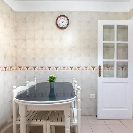 Apartamento En Barrio Tipico: Experiencia Local. *